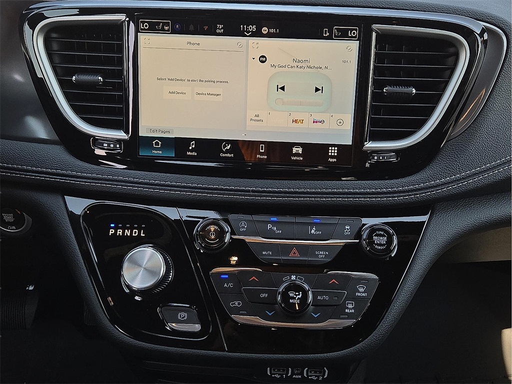 New 2025 Chrysler Pacifica For Sale in Farmington, AR