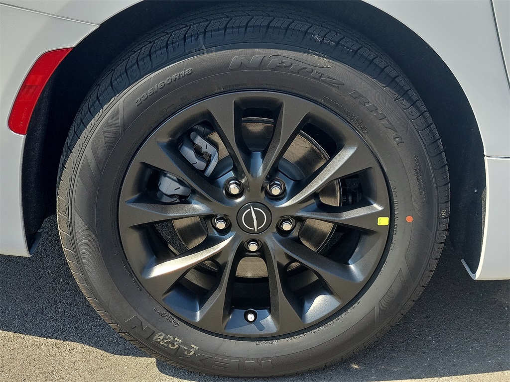 New 2025 Chrysler Pacifica For Sale in Farmington, AR