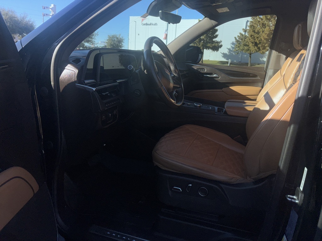 2021 Cadillac Escalade ESV Premium Black at Victoria Chrysler Dodge Jeep Ram