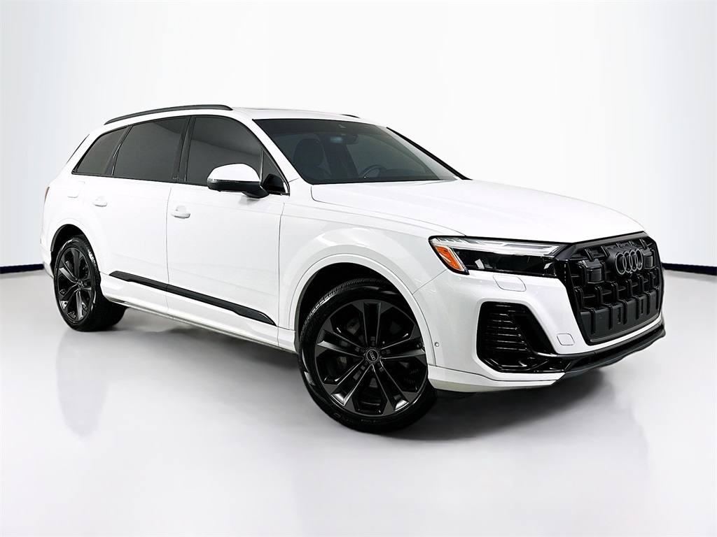 2025 Audi Q7 55 Premium Plus