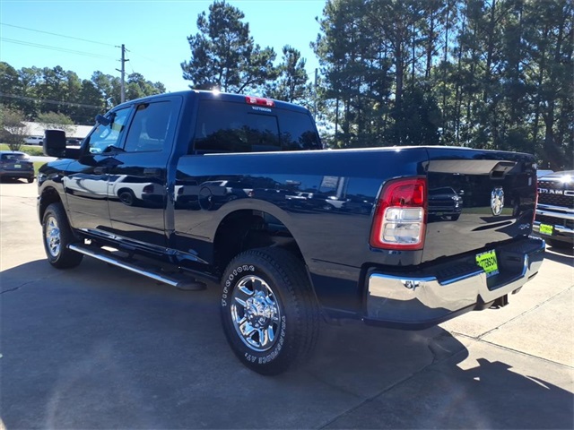 2024 Ram 2500 Tradesman photo 3
