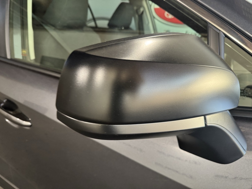 Thumbnail: 2025 Toyota RAV4 - 9