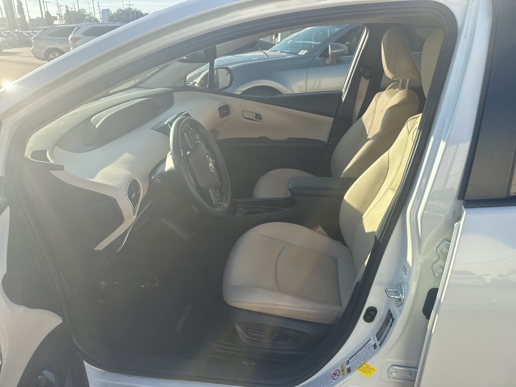 2019 Toyota Prius XLE White at Davis Toyota of Orangeburg