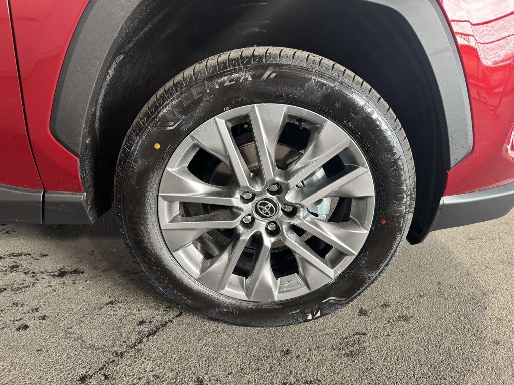 Thumbnail: 2025 Toyota RAV4 - 7