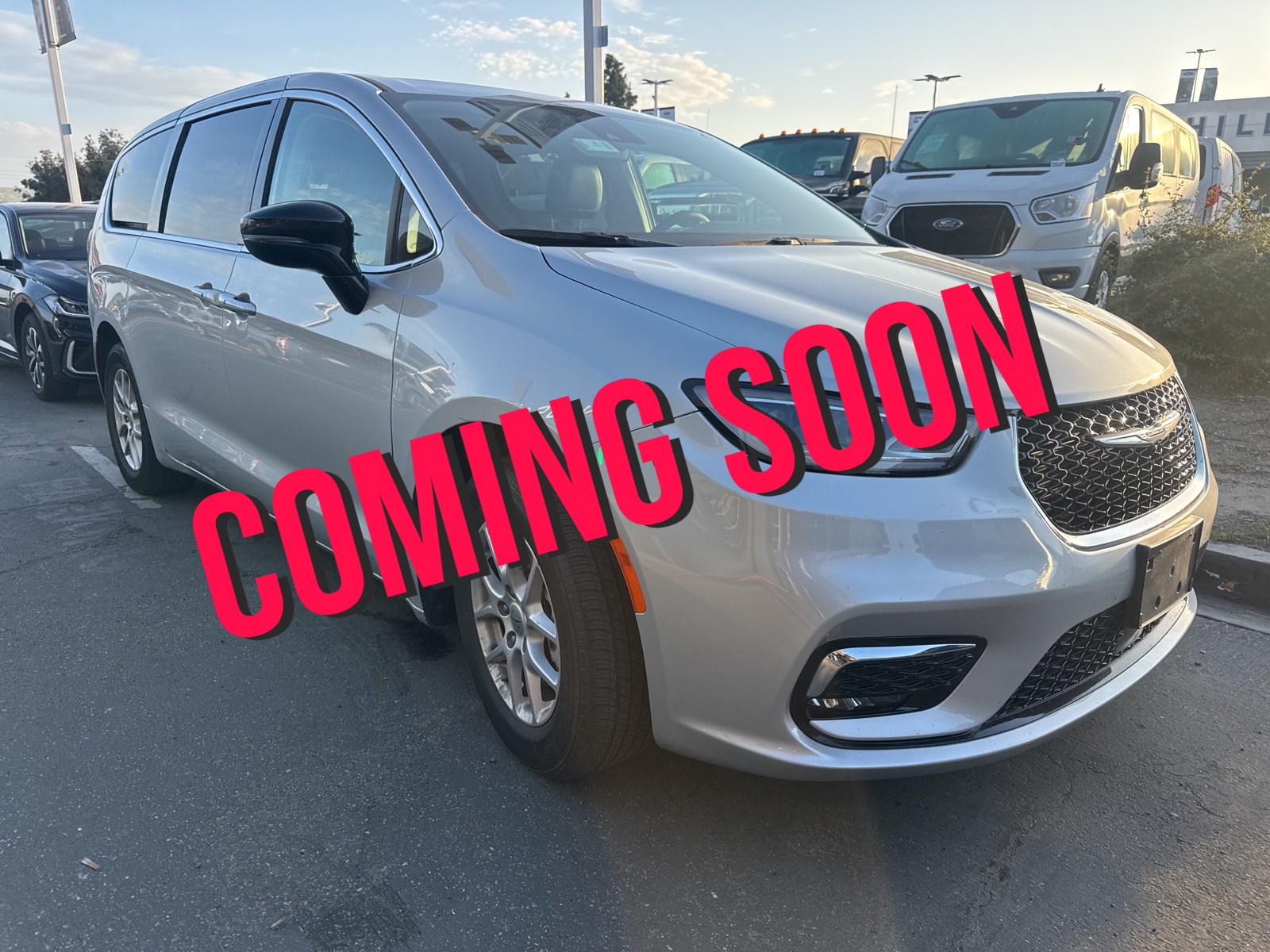 2024 Chrysler Pacifica Touring L FWD