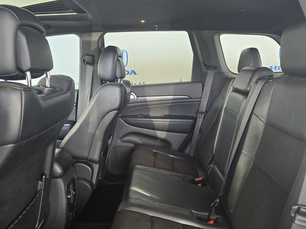 Thumbnail: 2019 Jeep Grand Cherokee - 12