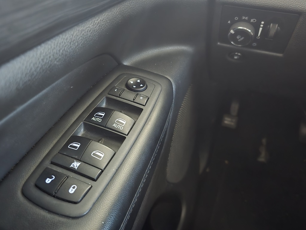 Thumbnail: 2019 Jeep Grand Cherokee - 26