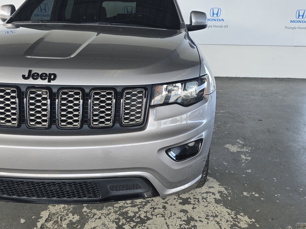 Thumbnail: 2019 Jeep Grand Cherokee - 31