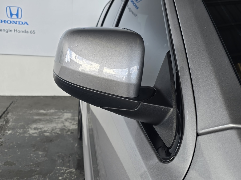 Thumbnail: 2019 Jeep Grand Cherokee - 32