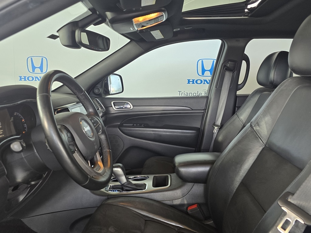 Thumbnail: 2019 Jeep Grand Cherokee - 9