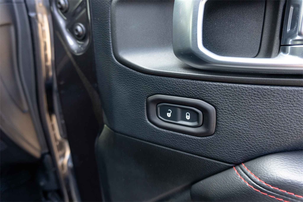 Used Car 2018 Jeep Wrangler  Unlimited Rubicon For Sale Under $30,000 In San Marcos, Texas