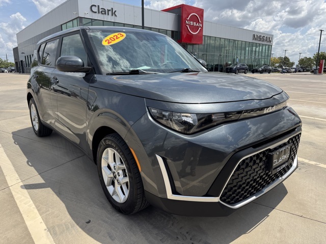 2023 Kia Soul LX photo 27