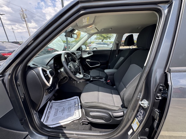 2023 Kia Soul LX photo 39