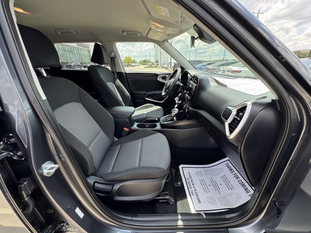 2023 Kia Soul LX photo 42