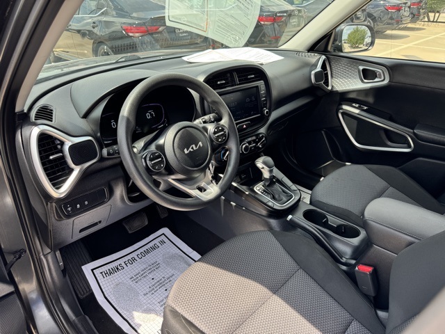 2023 Kia Soul LX photo 28