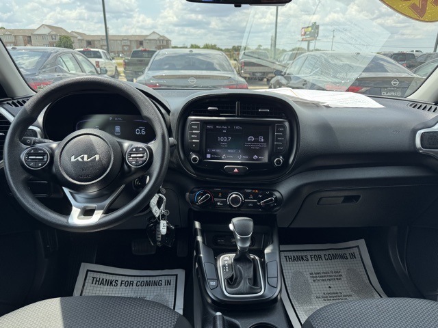 2023 Kia Soul LX photo 29