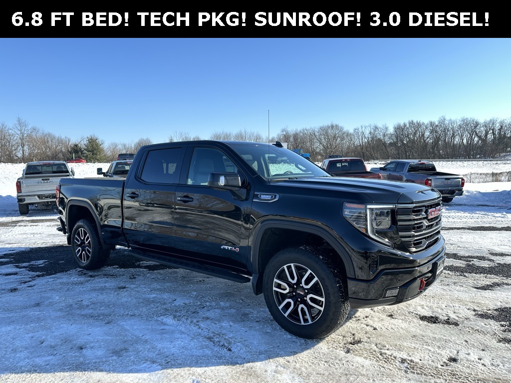 2025 GMC Sierra 1500 AT4 Crew Cab 4WD