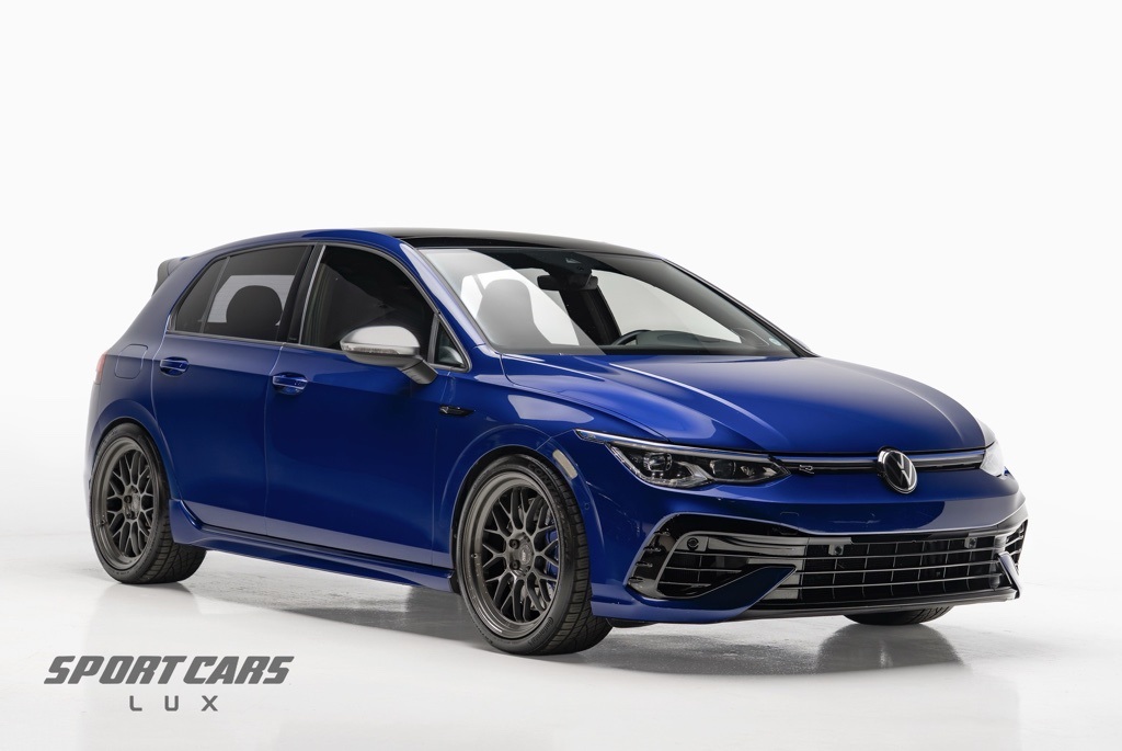 Volkswagen Golf R 2024 Image