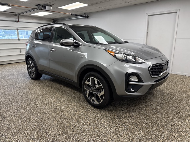 2021 Kia Sportage EX photo 3