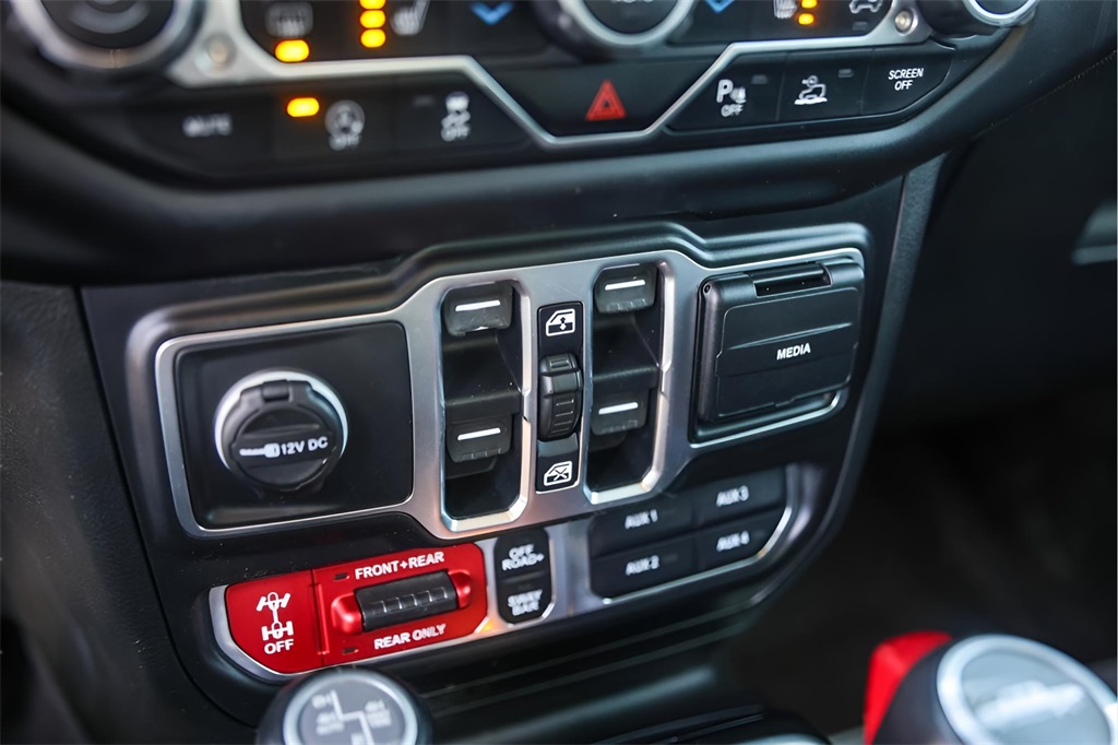 Used Car 2021 Jeep Gladiator  Rubicon For Sale Under $35,000 In Austin, Texas