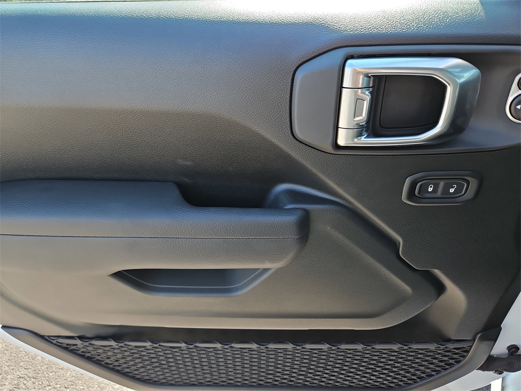 2025 Jeep Wrangler Sport S - 8