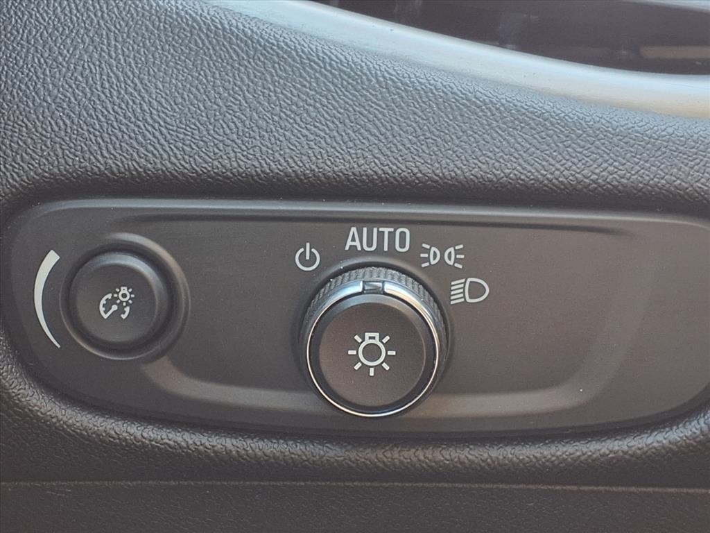 2023 Chevrolet Malibu LT White at Toyota of Victoria