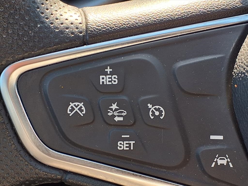 2023 Chevrolet Malibu LT White at Toyota of Victoria