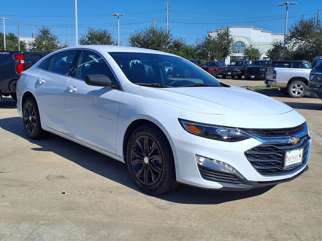 2023 Chevrolet Malibu LT White at Toyota of Victoria