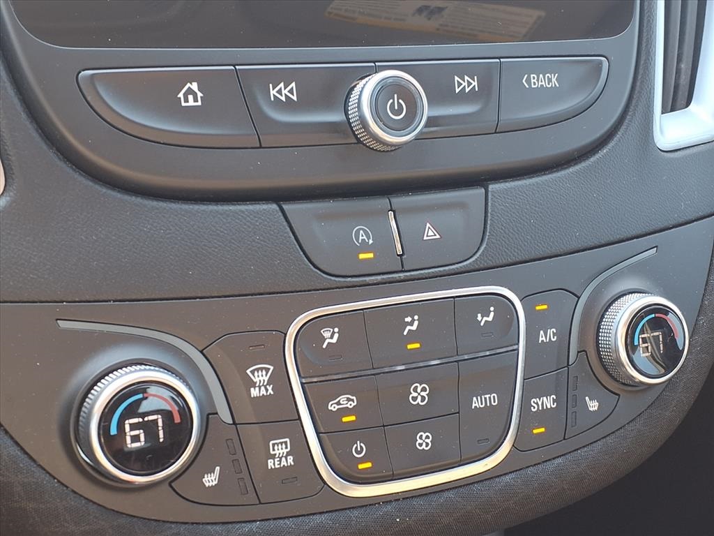 2023 Chevrolet Malibu LT White at Toyota of Victoria