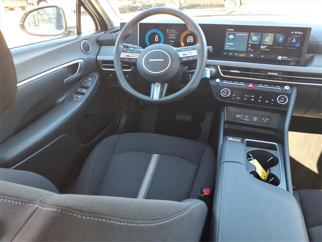 2024 Hyundai Sonata SEL photo 3