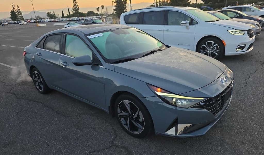 Used 2022 Hyundai Elantra Hybrid Limited with VIN KMHLN4AJXNU027358 for sale in Kansas City