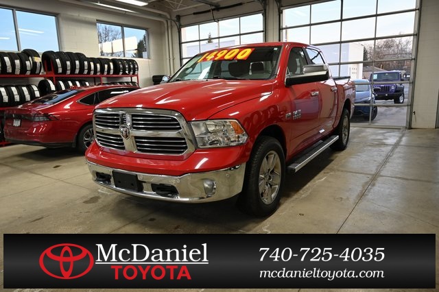 2017 RAM 1500 SLT Crew Cab 4WD