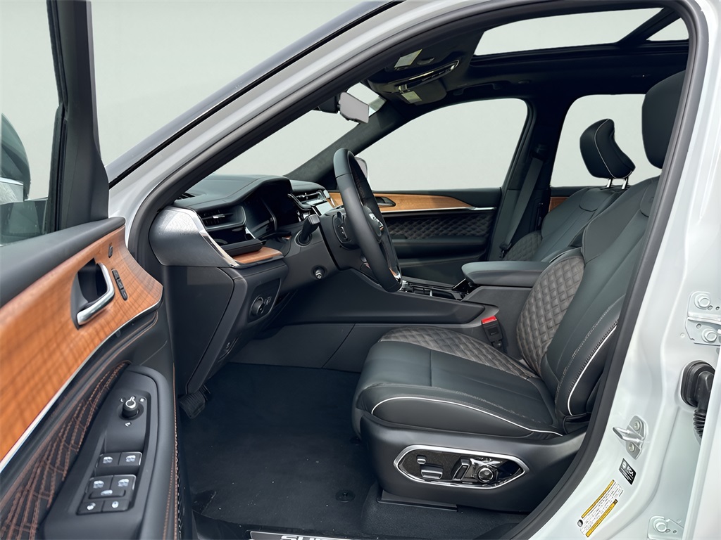 2025 Jeep Grand Cherokee L