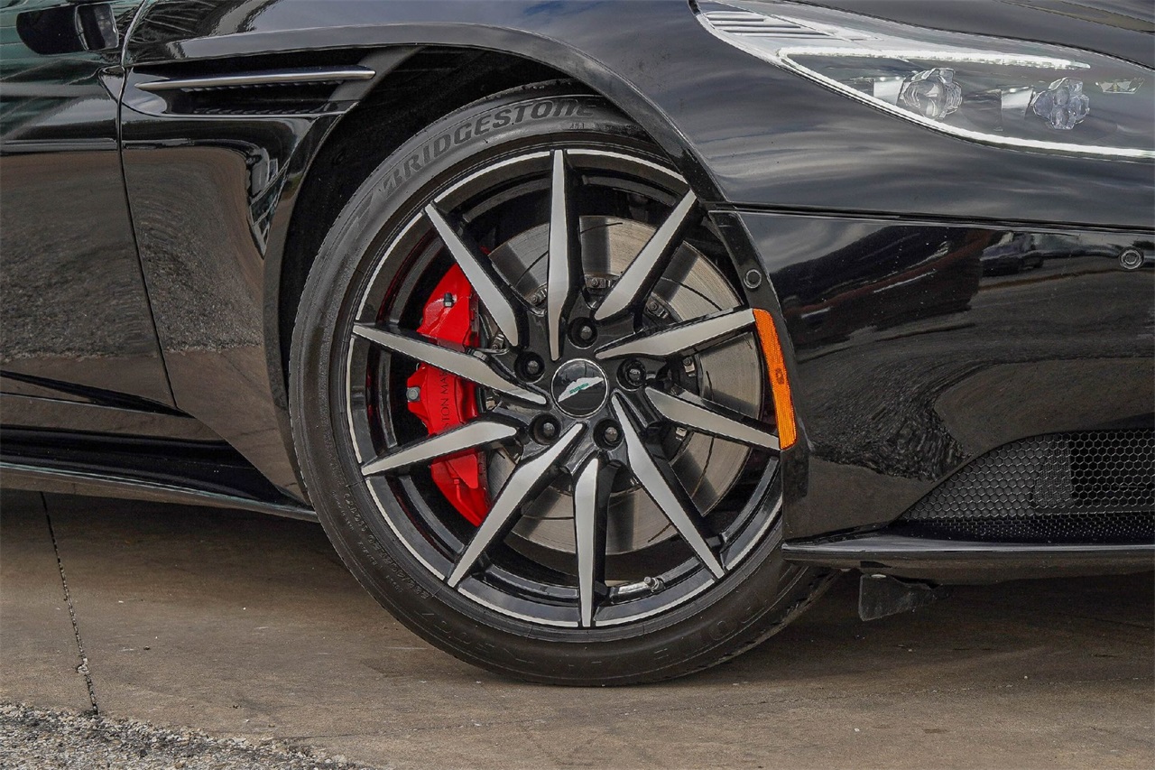 Used Car 2018 Aston Martin Db11  Base For Sale Under $130,000 In Austin, Texas