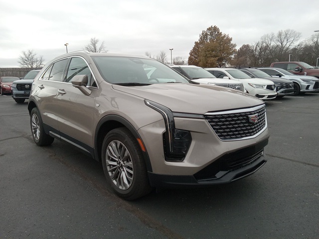 2024 Cadillac XT4 Premium Luxury FWD