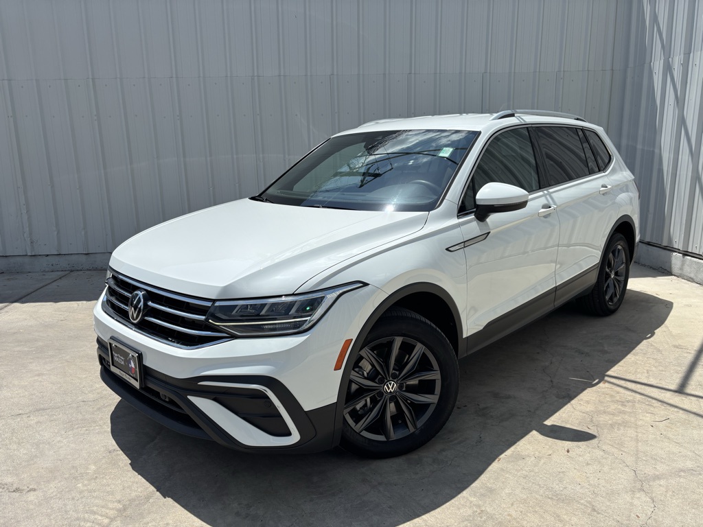 Used Car 2022 Volkswagen Tiguan  2.0t Se For Sale Under $20,000 In Austin, Texas