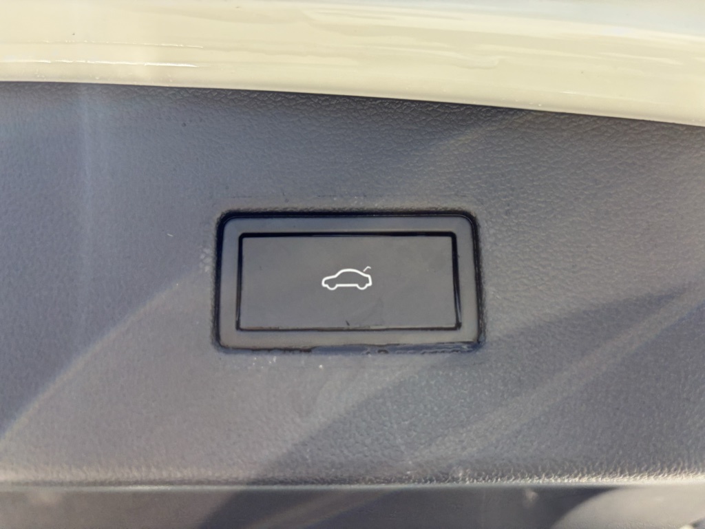 Used Car 2022 Volkswagen Tiguan  2.0t Se For Sale Under $20,000 In Austin, Texas