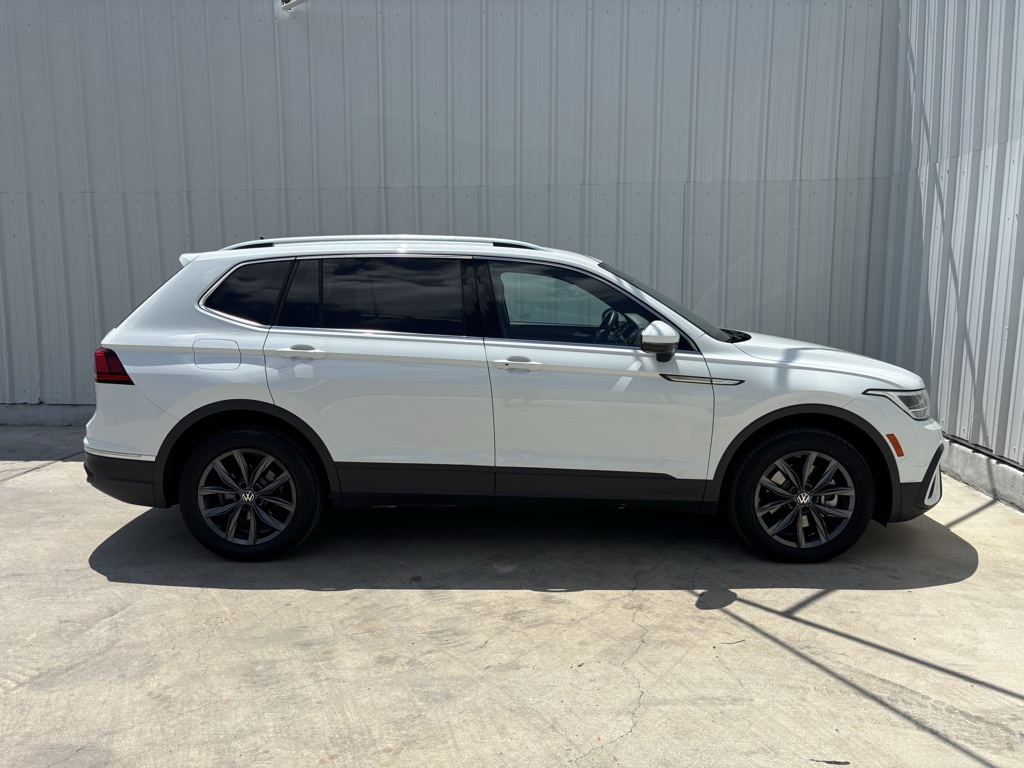 Used Car 2022 Volkswagen Tiguan  2.0t Se For Sale Under $20,000 In Austin, Texas