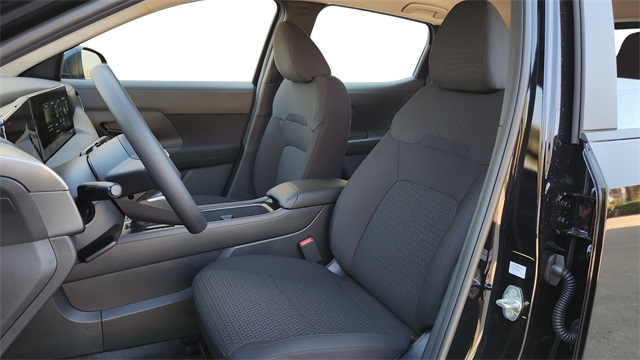 2026 Nissan Kicks - Image 10