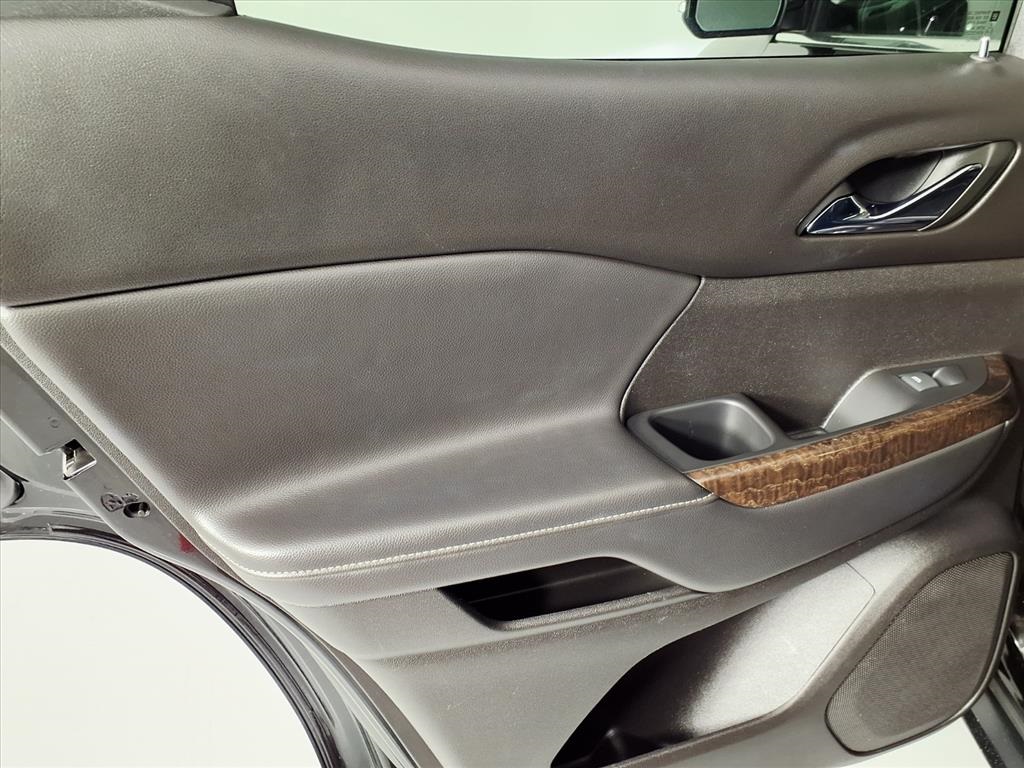 2023 GMC Acadia Denali Black at Tom Peacock Cadillac