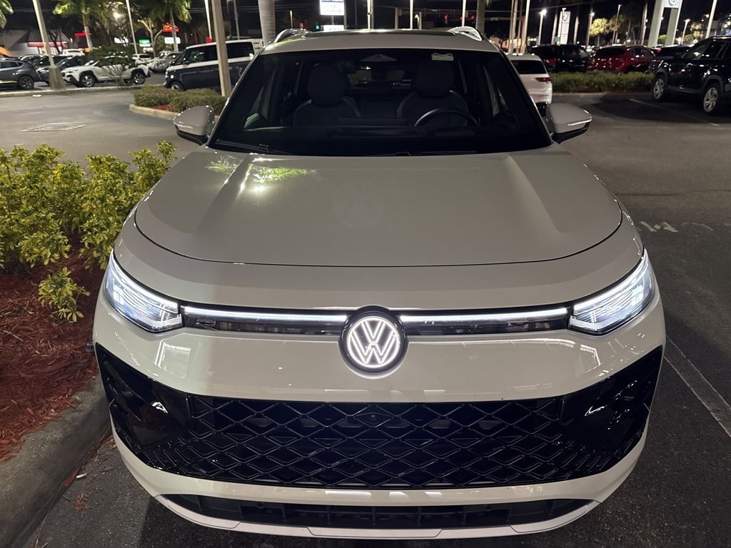 2026 Volkswagen Tiguan SEL R-Line Turbo 4Motion