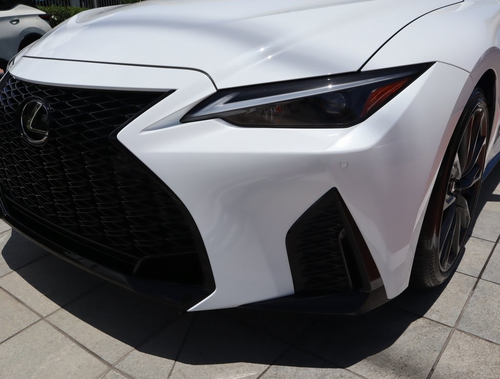 Thumbnail: 2025 Lexus IS - 18