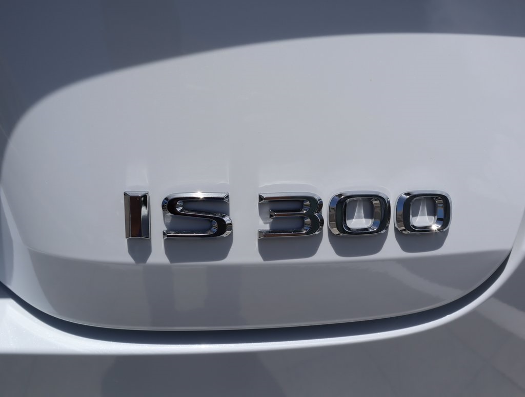 Thumbnail: 2025 Lexus IS - 22