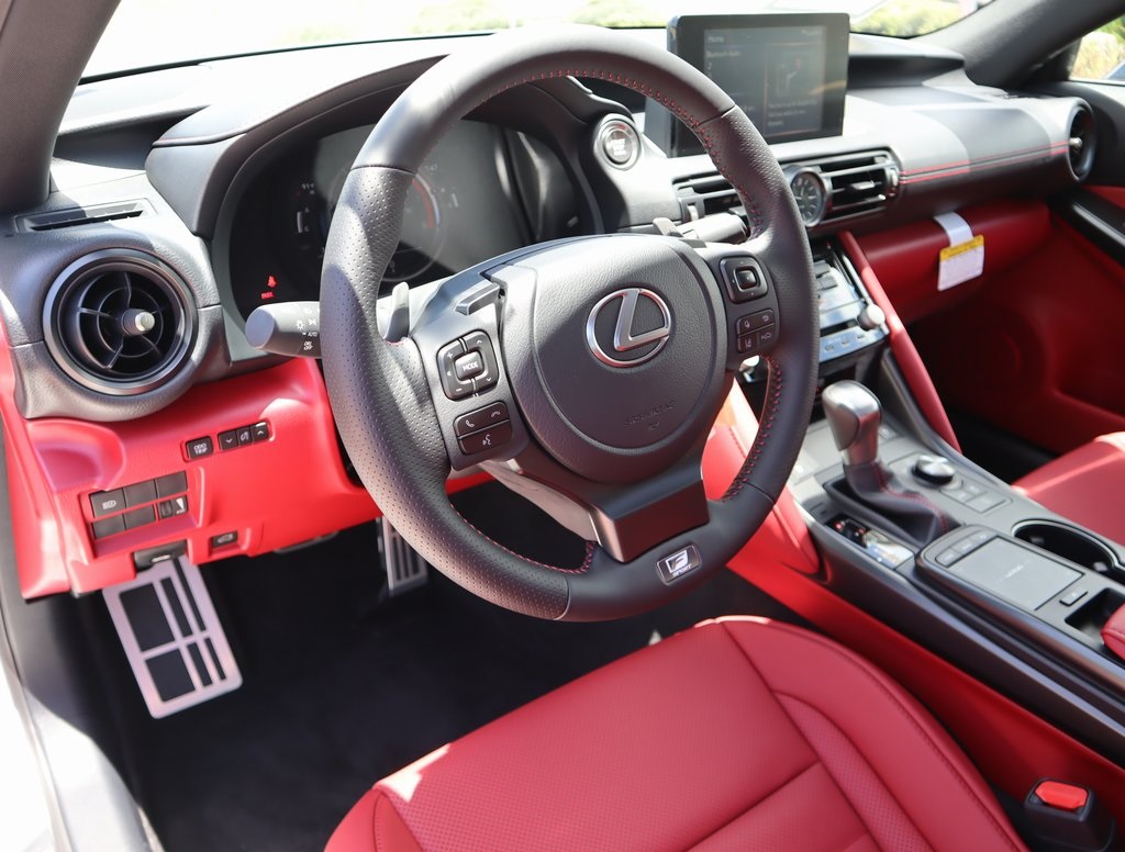 Thumbnail: 2025 Lexus IS - 32