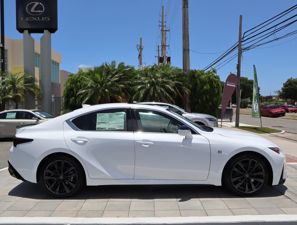 Thumbnail: 2025 Lexus IS - 4