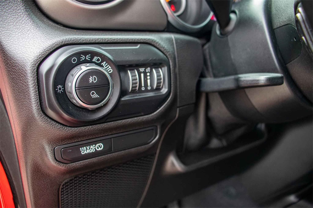 Used Car 2020 Jeep Gladiator  Sport For Sale Under $25,000 In San Marcos, Texas