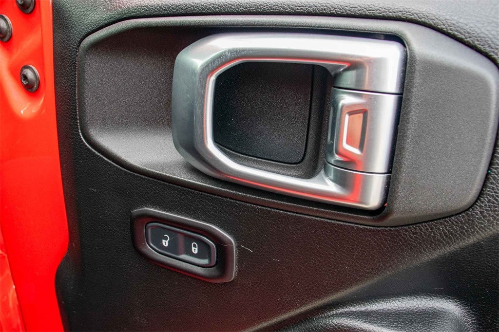 Used Car 2020 Jeep Gladiator  Sport For Sale Under $25,000 In San Marcos, Texas