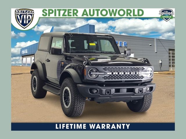 Shadow Black 2025 Ford Bronco Badlands 2-Door 4WD SUV / Crossover Four-Wheel Drive Automatic