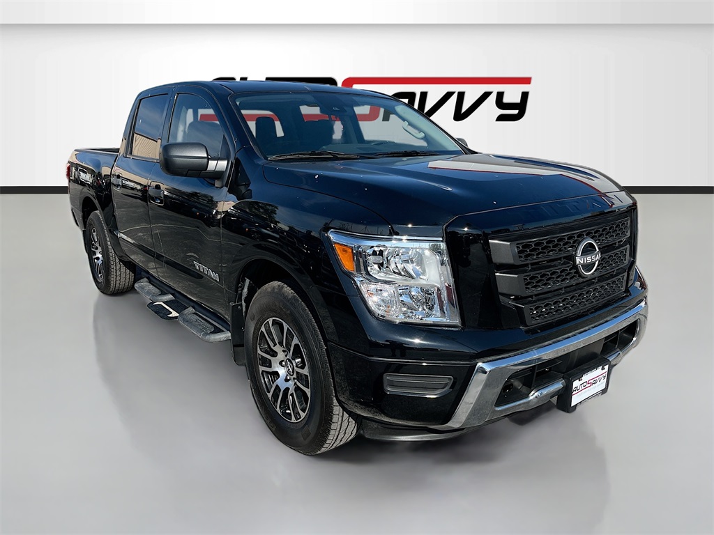 2024 Nissan Titan SV Black at South Houston Nissan