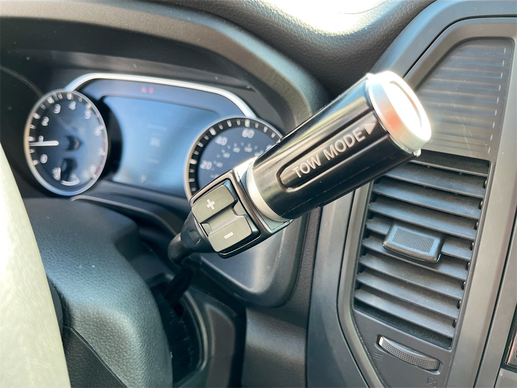 2024 Nissan Titan SV Black at South Houston Nissan